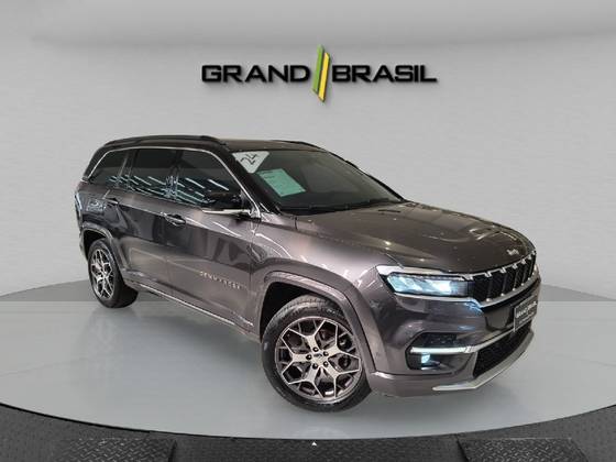 JEEP COMMANDER 1.3 T270 TURBO FLEX OVERLAND AT6 JEEP COMMANDER 1.3 T270 TURBO FLEX OVERLAND AT6